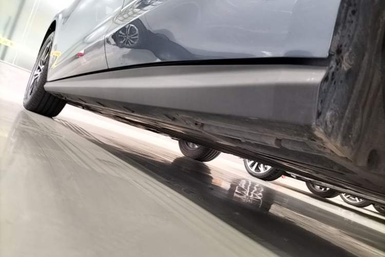 Used BYD Seal 06 New Energy 2024 DM-i 120KM Prestige Model Left Side Sill