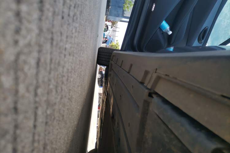 Used BYD Seal 06 New Energy 2024 DM-i 120KM Prestige Model Left Side Sill