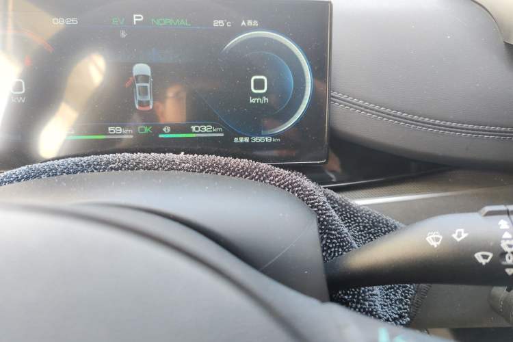 Used BYD Seal 06 New Energy 2024 DM-i 120KM Prestige Model Odometer Close Up