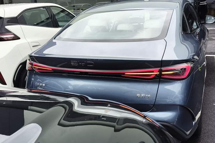 Used BYD Seal 06 New Energy 2024 DM-i 80KM Luxury Model Rear
