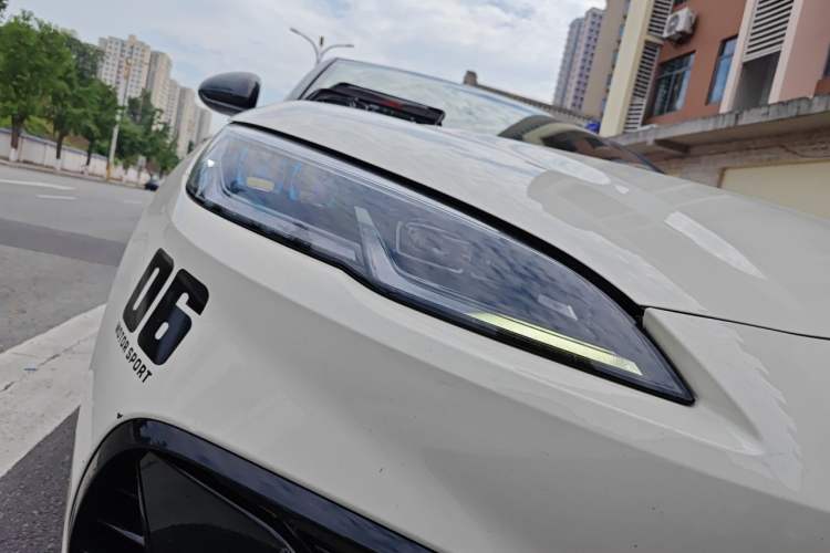 Used BYD Seal 06 New Energy 2024 DM-i 80KM Luxury Model Right Front Headlight