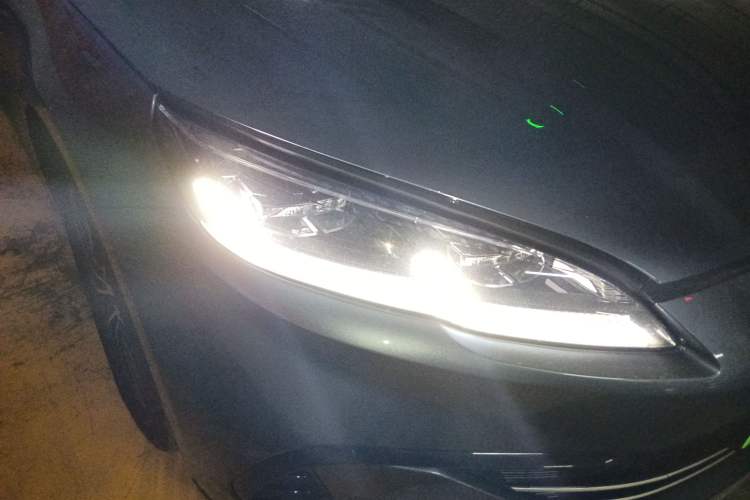 Used BYD Seal 06 New Energy 2024 DM-i 120KM Prestige Model Right Front Headlight
