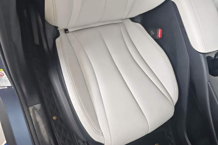 Used BYD Seal 06 New Energy 2024 DM-i 80KM Luxury Model Right Front Seat