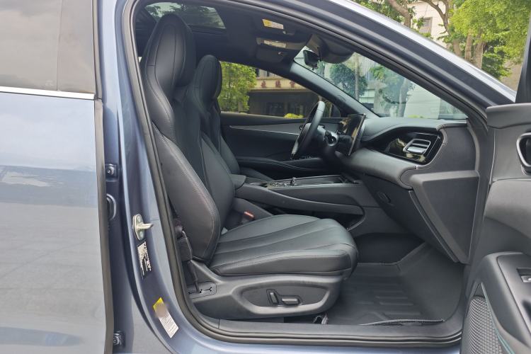 Used BYD Seal 06 New Energy 2024 DM-i 120KM Luxury Model Right Front Seat