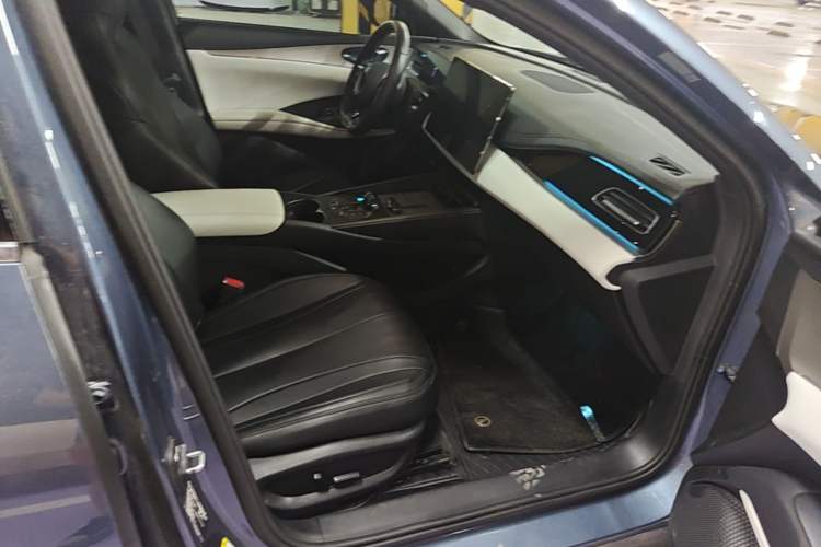 Used BYD Seal 06 New Energy 2024 DM-i 120KM Flagship Model Right Front Seat