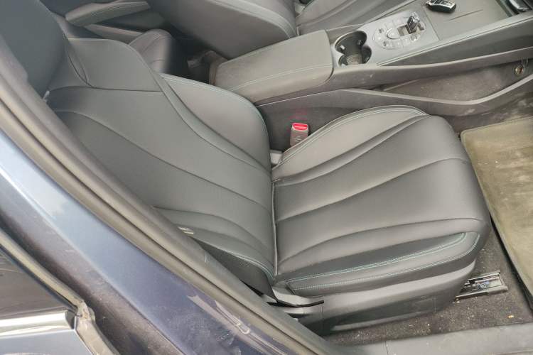Used BYD Seal 06 New Energy 2024 DM-i 120KM Prestige Model Right Front Seat