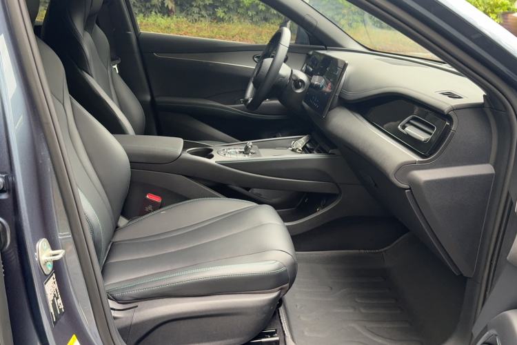Used BYD Seal 06 New Energy 2024 DM-i 80KM Prestige Model Right Front Seat
