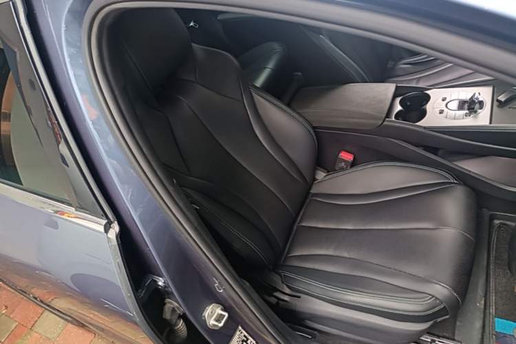 Used BYD Seal 06 New Energy 2024 DM-i 80KM Prestige Model Right Front Seat