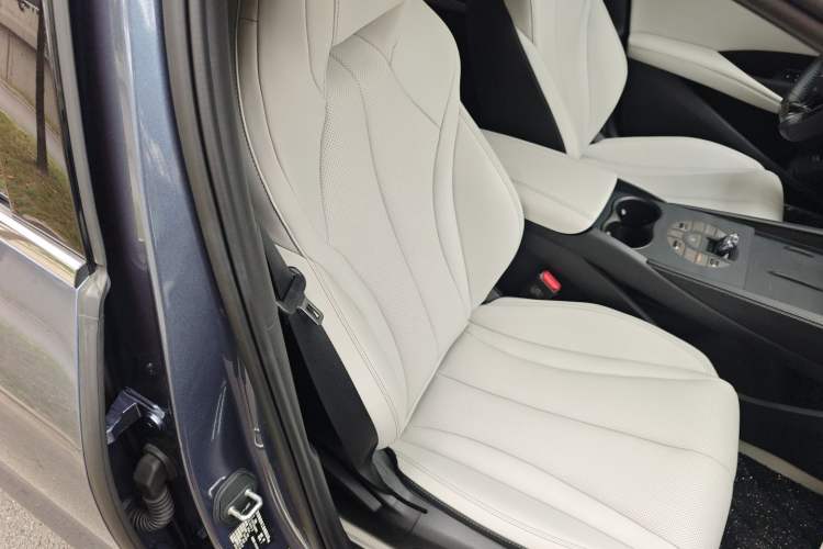 Used BYD Seal 06 New Energy 2024 DM-i 80KM Prestige Model Right Front Seat