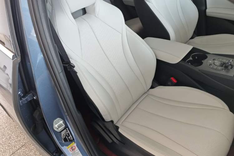 Used BYD Seal 06 New Energy 2024 DM-i 80KM Prestige Model Right Front Seat