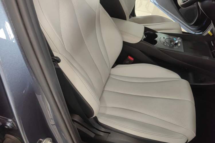 Used BYD Seal 06 New Energy 2024 DM-i 80KM Luxury Model Right Front Seat
