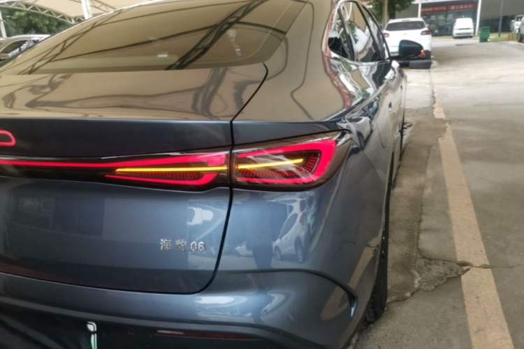 Used BYD Seal 06 New Energy 2024 DM-i 80KM Prestige Model Right Rear Taillight