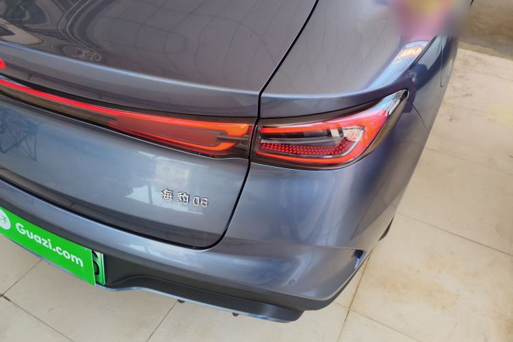 Used BYD Seal 06 New Energy 2024 DM-i 80KM Luxury Model Right Rear Taillight