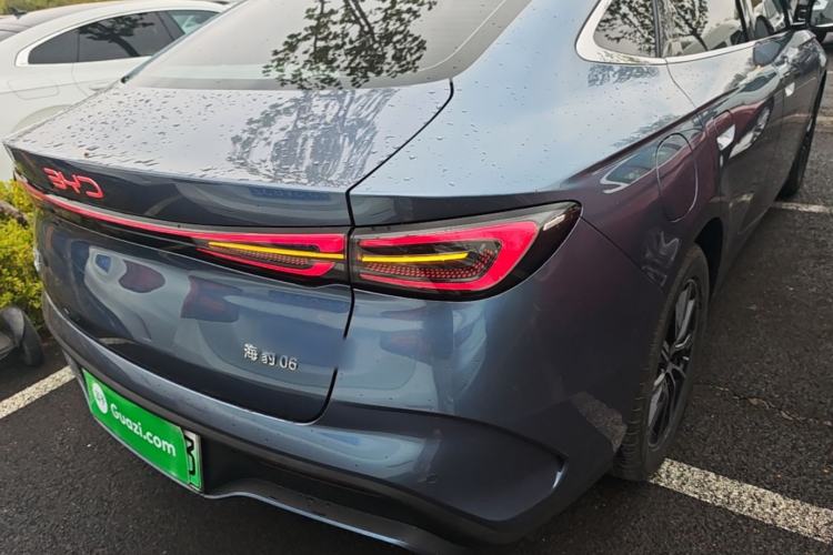 Used BYD Seal 06 New Energy 2024 DM-i 80KM Prestige Model Right Rear Taillight