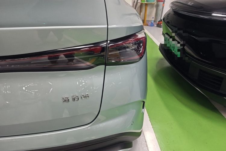 Used BYD Seal 06 New Energy 2024 DM-i 80KM Luxury Model Right Rear Taillight