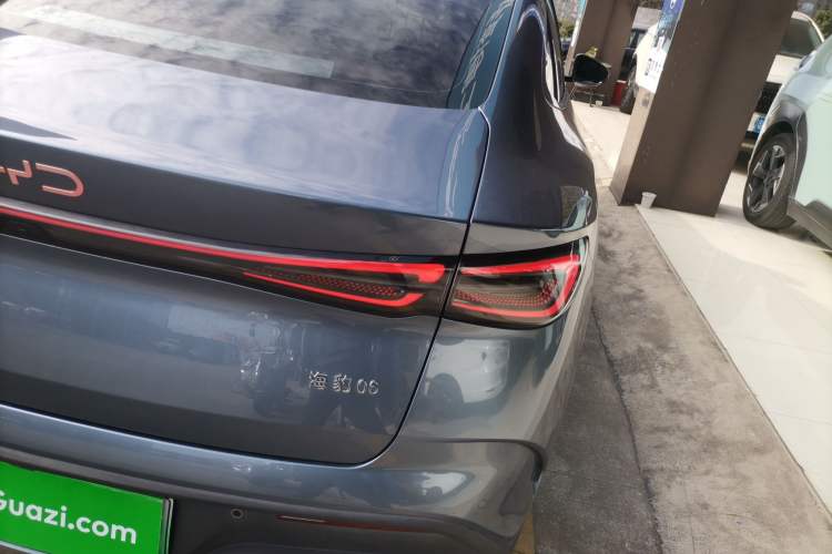 Used BYD Seal 06 New Energy 2024 DM-i 120KM Prestige Model Right Rear Taillight