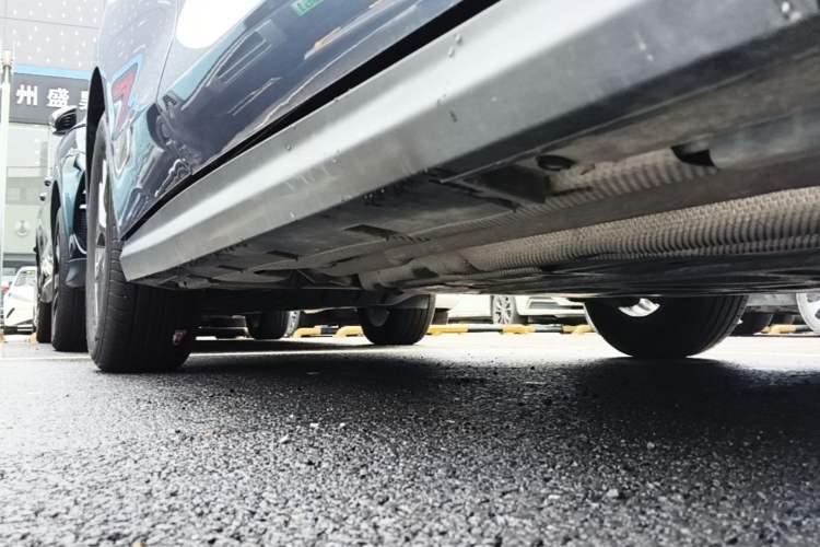 Used BYD Seal 06 New Energy 2024 DM-i 80KM Luxury Model Right Side Sill