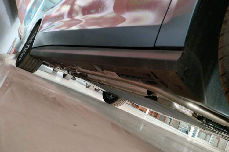 Used BYD Seal 06 New Energy 2024 DM-i 120KM Prestige Model Right Side Sill