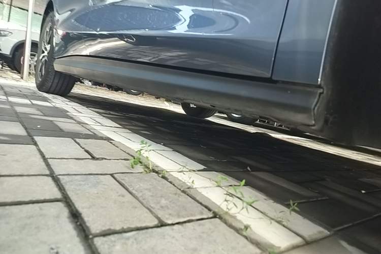 Used BYD Seal 06 New Energy 2024 DM-i 80KM Prestige Model Right Side Sill