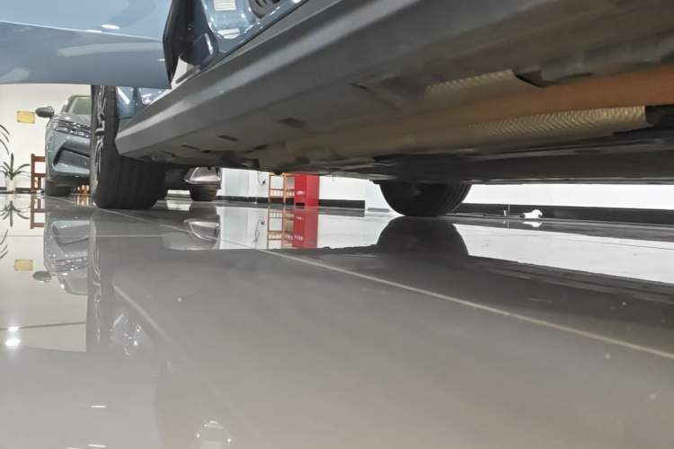 Used BYD Seal 06 New Energy 2024 DM-i 80KM Prestige Model Right Side Sill