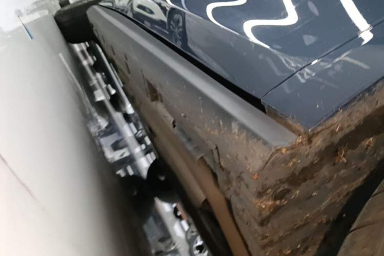 Used BYD Seal 06 New Energy 2024 DM-i 80KM Prestige Model Right Side Sill