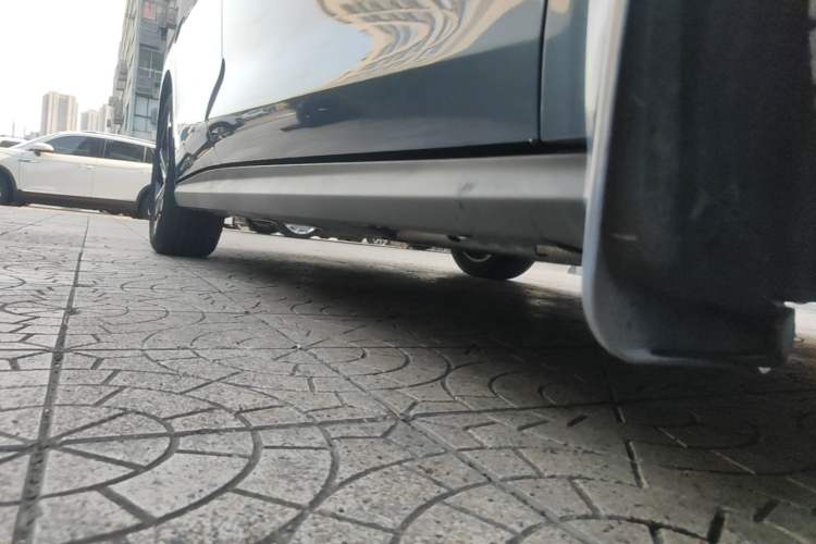 Used BYD Seal 06 New Energy 2024 DM-i 120KM Flagship Model Right Side Sill