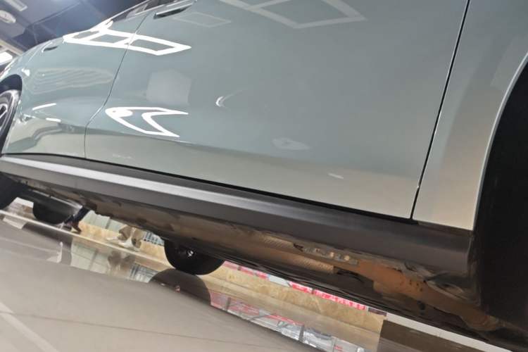 Used BYD Seal 06 New Energy 2024 DM-i 80KM Prestige Model Right Side Sill