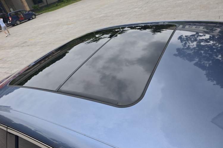 Used BYD Seal 06 New Energy 2024 DM-i 120KM Luxury Model Roof