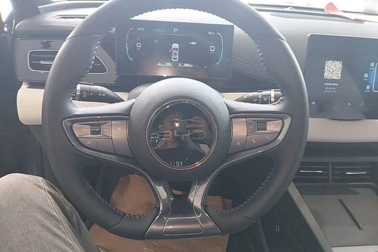 Used BYD Seal 06 New Energy 2024 DM-i 80KM Luxury Model Steering Wheel