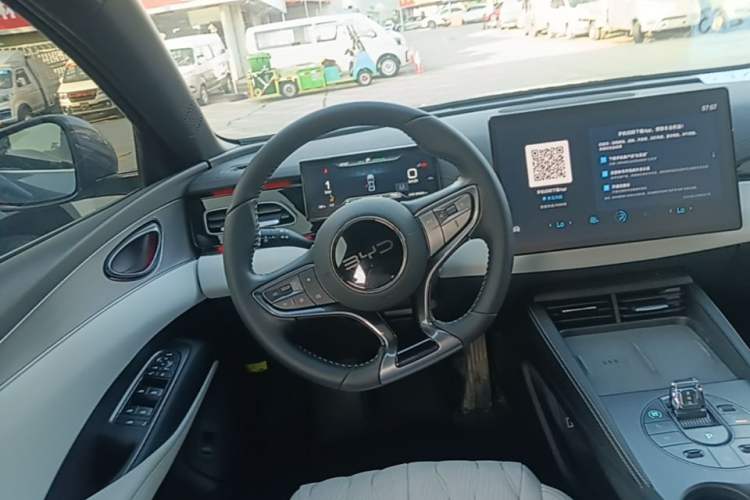 Used BYD Seal 06 New Energy 2024 DM-i 120KM Flagship Model Steering Wheel