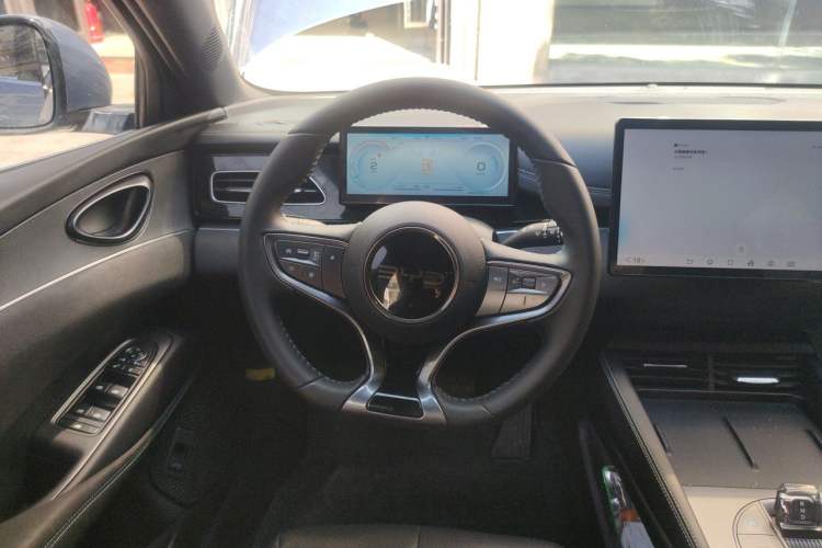 Used BYD Seal 06 New Energy 2024 DM-i 80KM Prestige Model Steering Wheel