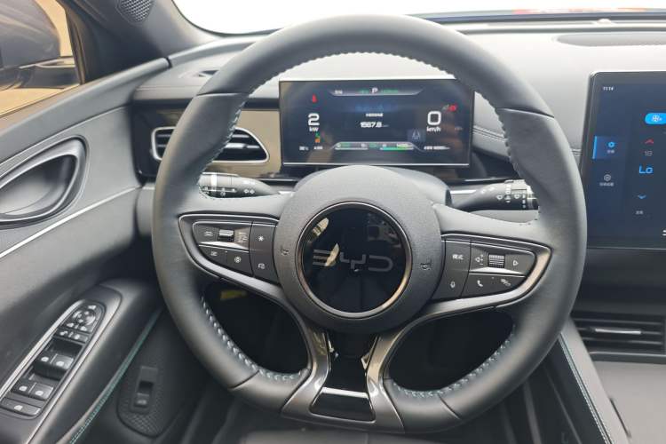 Used BYD Seal 06 New Energy 2024 DM-i 120KM Luxury Model Steering Wheel