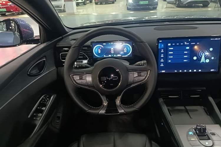 Used BYD Seal 06 New Energy 2024 DM-i 120KM Luxury Model Steering Wheel
