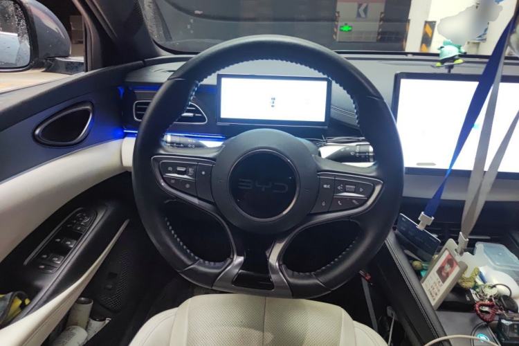 Used BYD Seal 06 New Energy 2024 DM-i 80KM Prestige Model Steering Wheel