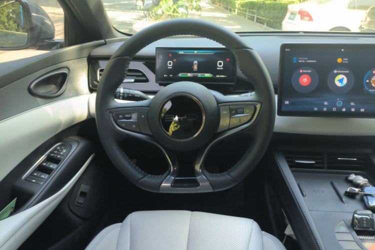 Used BYD Seal 06 New Energy 2024 DM-i 120KM Prestige Model Steering Wheel