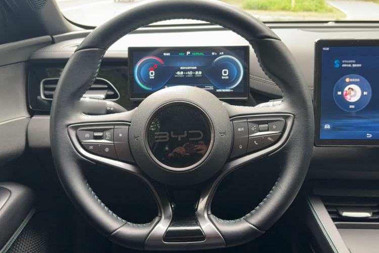 Used BYD Seal 06 New Energy 2024 DM-i 80KM Prestige Model Steering Wheel