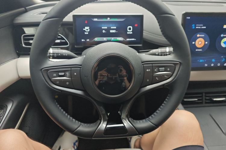 Used BYD Seal 06 New Energy 2024 DM-i 80KM Prestige Model Steering Wheel