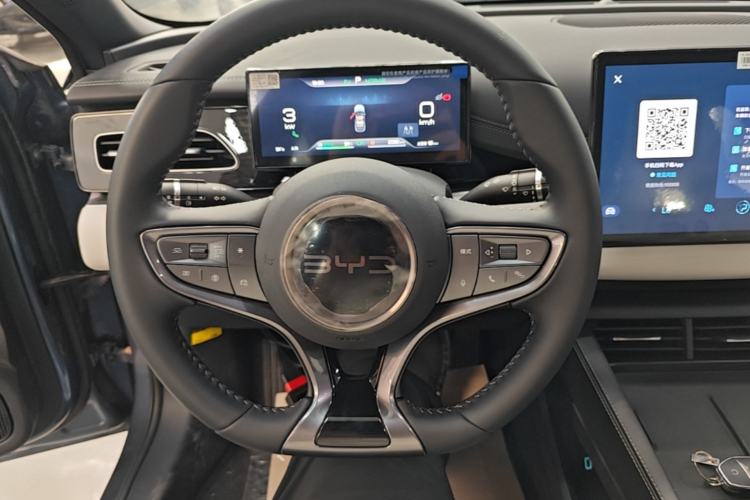 Used BYD Seal 06 New Energy 2024 DM-i 120KM Luxury Model Steering Wheel