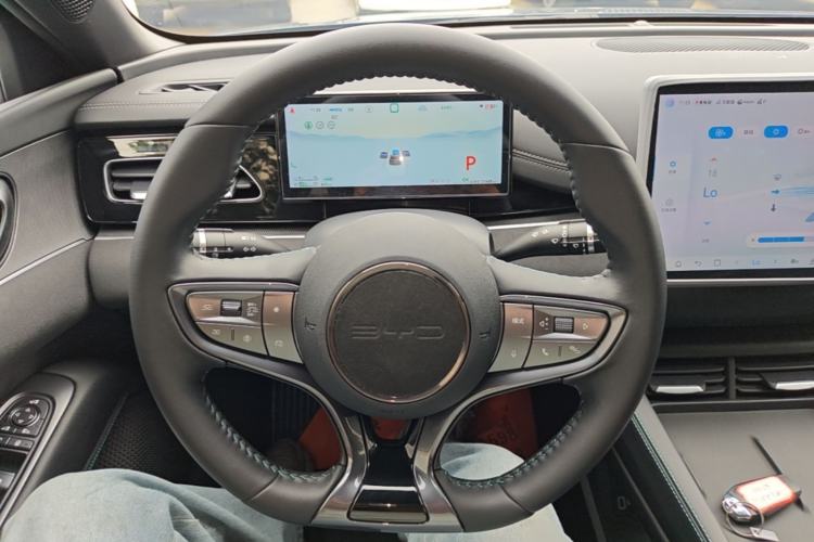 Used BYD Seal 06 New Energy 2024 DM-i 120KM Prestige Model Steering Wheel