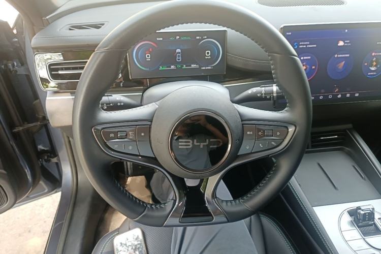 Used BYD Seal 06 New Energy 2024 DM-i 80KM Prestige Model Steering Wheel