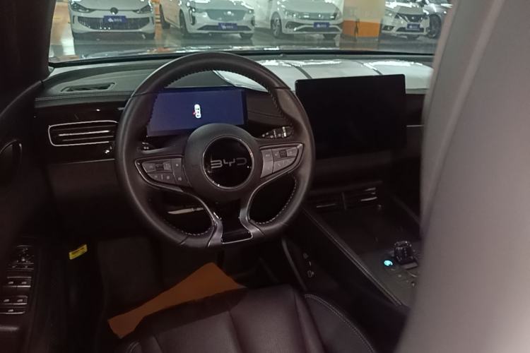 Used BYD Seal 06 New Energy 2024 DM-i 120KM Luxury Model Steering Wheel