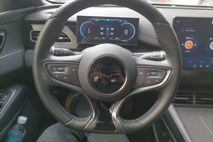 Used BYD Seal 06 New Energy 2024 DM-i 120KM Prestige Model Steering Wheel