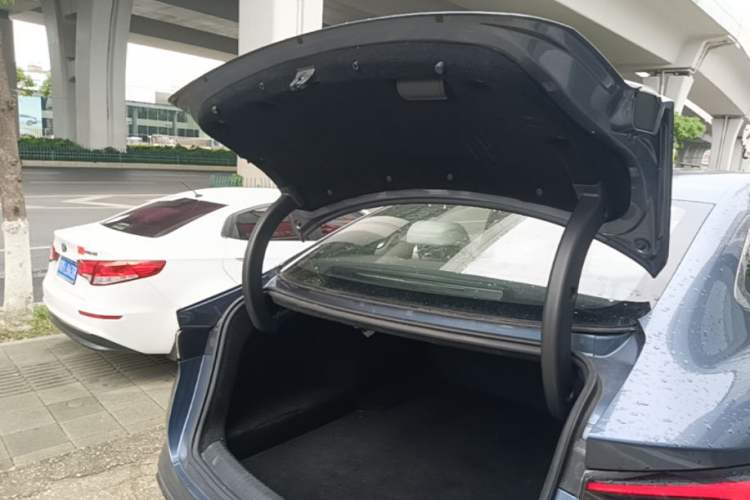 Used BYD Seal 06 New Energy 2024 DM-i 120KM Luxury Model Trunk