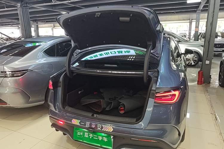 Used BYD Seal 06 New Energy 2024 DM-i 120KM Luxury Model Trunk