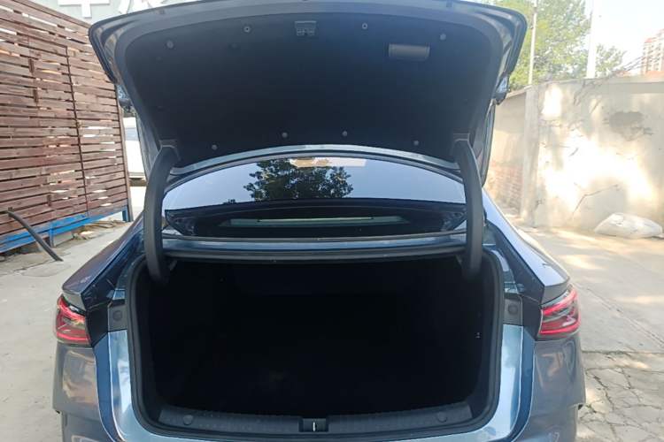 Used BYD Seal 06 New Energy 2024 DM-i 80KM Prestige Model Trunk