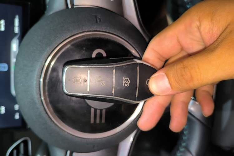 Used BYD Seal 06 New Energy 2024 DM-i 80KM Prestige Model Vehicle Key