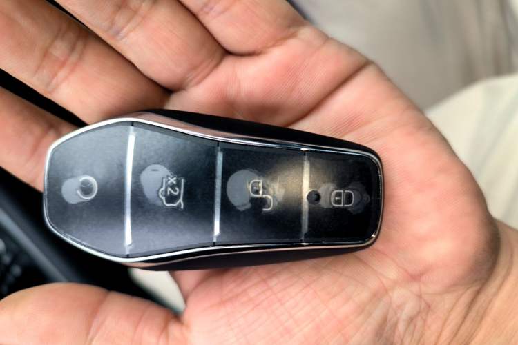 Used BYD Seal 06 New Energy 2024 DM-i 80KM Prestige Model Vehicle Key