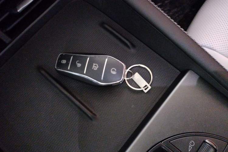 Used BYD Seal 06 New Energy 2024 DM-i 120KM Prestige Model Vehicle Key