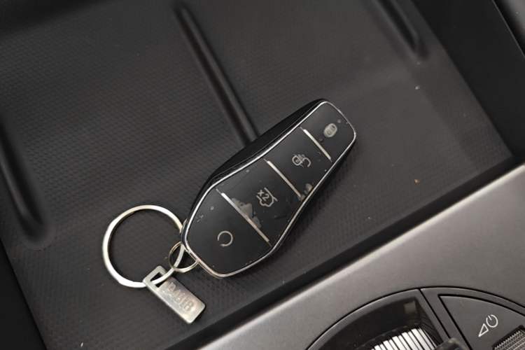 Used BYD Seal 06 New Energy 2024 DM-i 120KM Luxury Model Vehicle Key