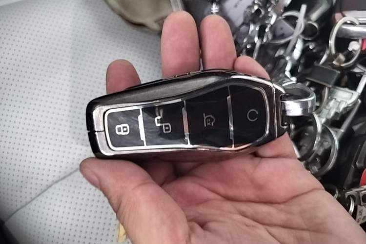 Used BYD Seal 06 New Energy 2024 DM-i 80KM Prestige Model Vehicle Key